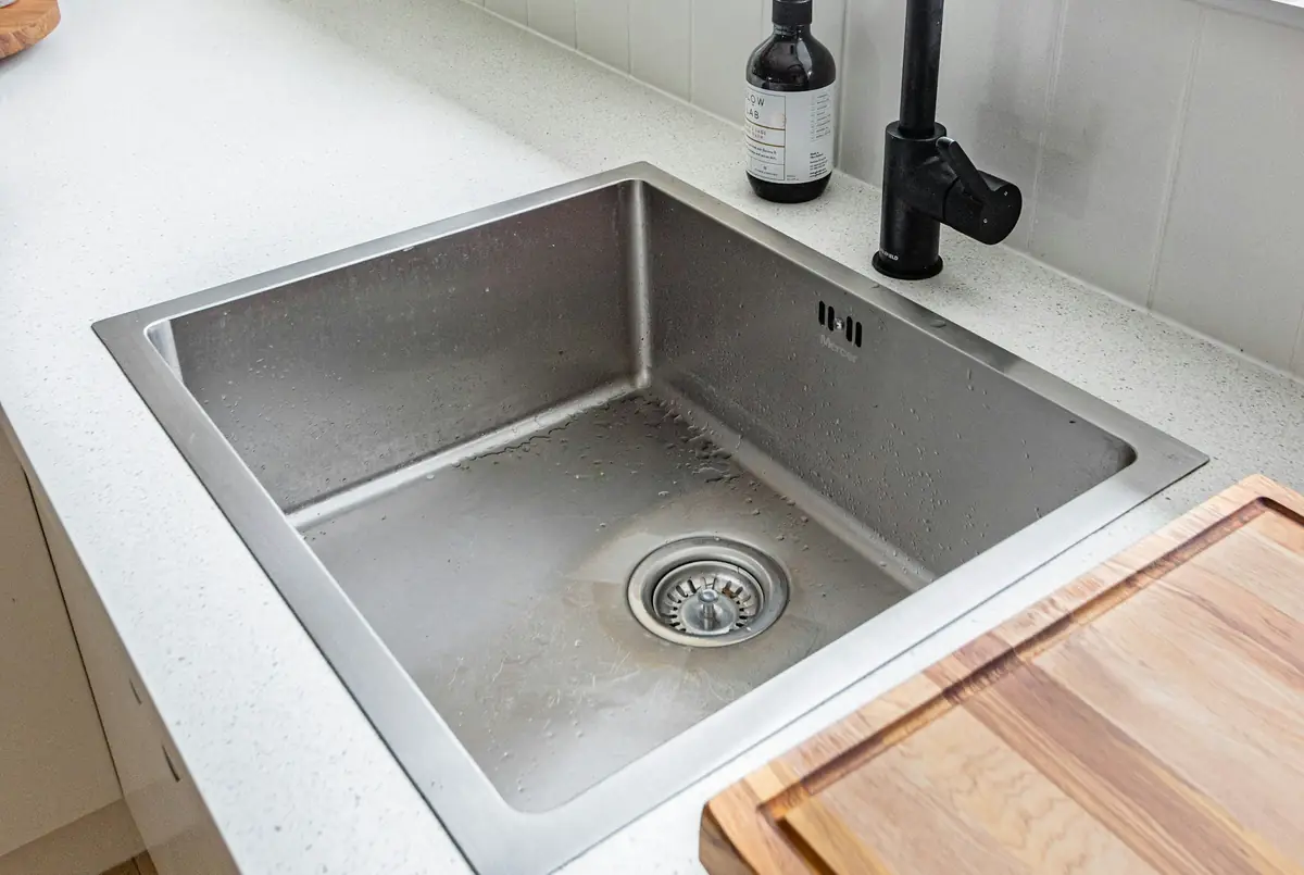 Illustratie bij: Verstopte wc of afvoer in Gorinchem: zelf proberen of bellen?